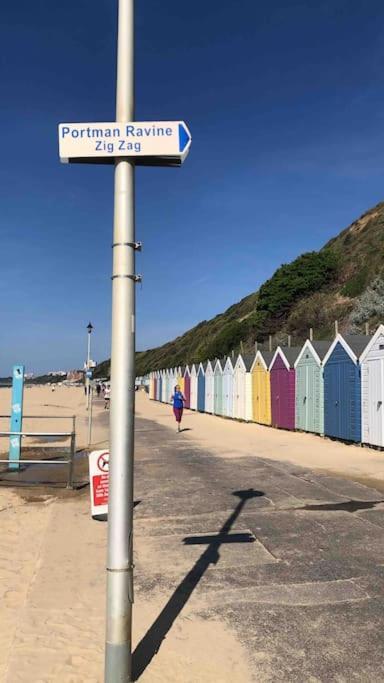 Bournemouth. Private Self Contained Space. Апартаменты Борнмут